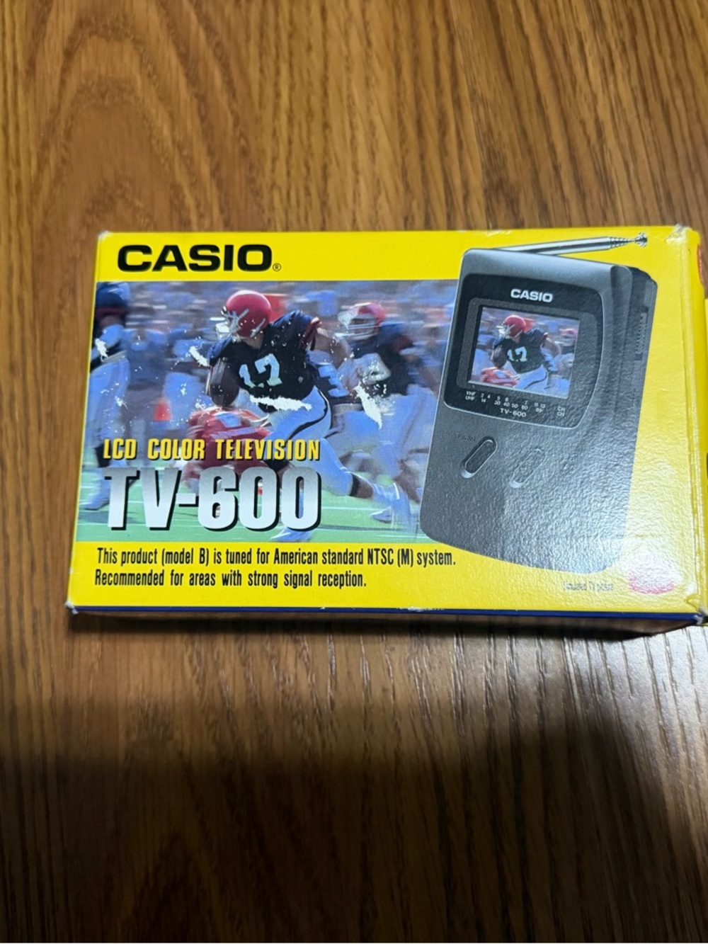 Casio TV-600 handheld LCD color television from 1990s, 2.2-inch LCD Screen